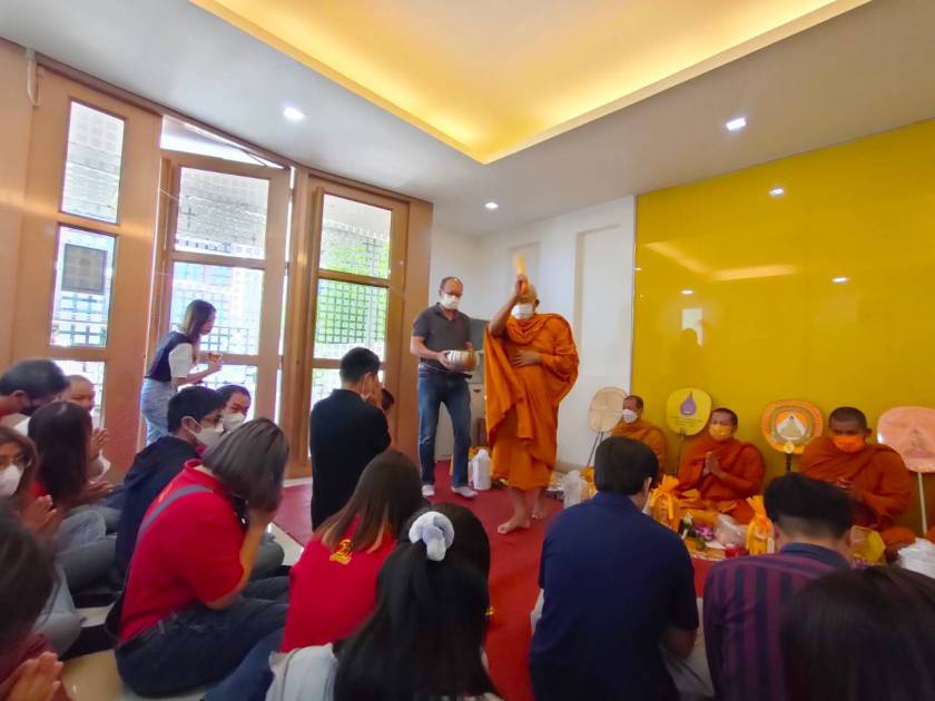 กิจกรรมทำบุญออฟฟิศ ประจำปี